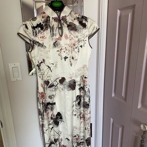 Authentic Chinese dress made of 100%silk